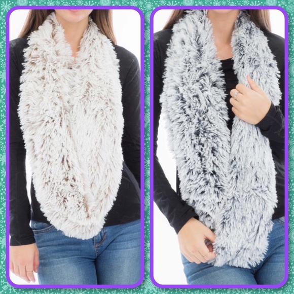 $10 ADD ON 🎁 Plush Faux Fur Soft Cozy Scarf - Picture 4 of 4